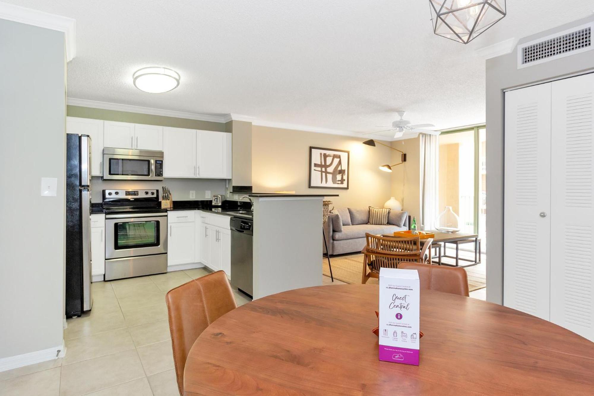 Dharma Home Suites Coral Gables At Gables Grand Plaza Miami Zimmer foto