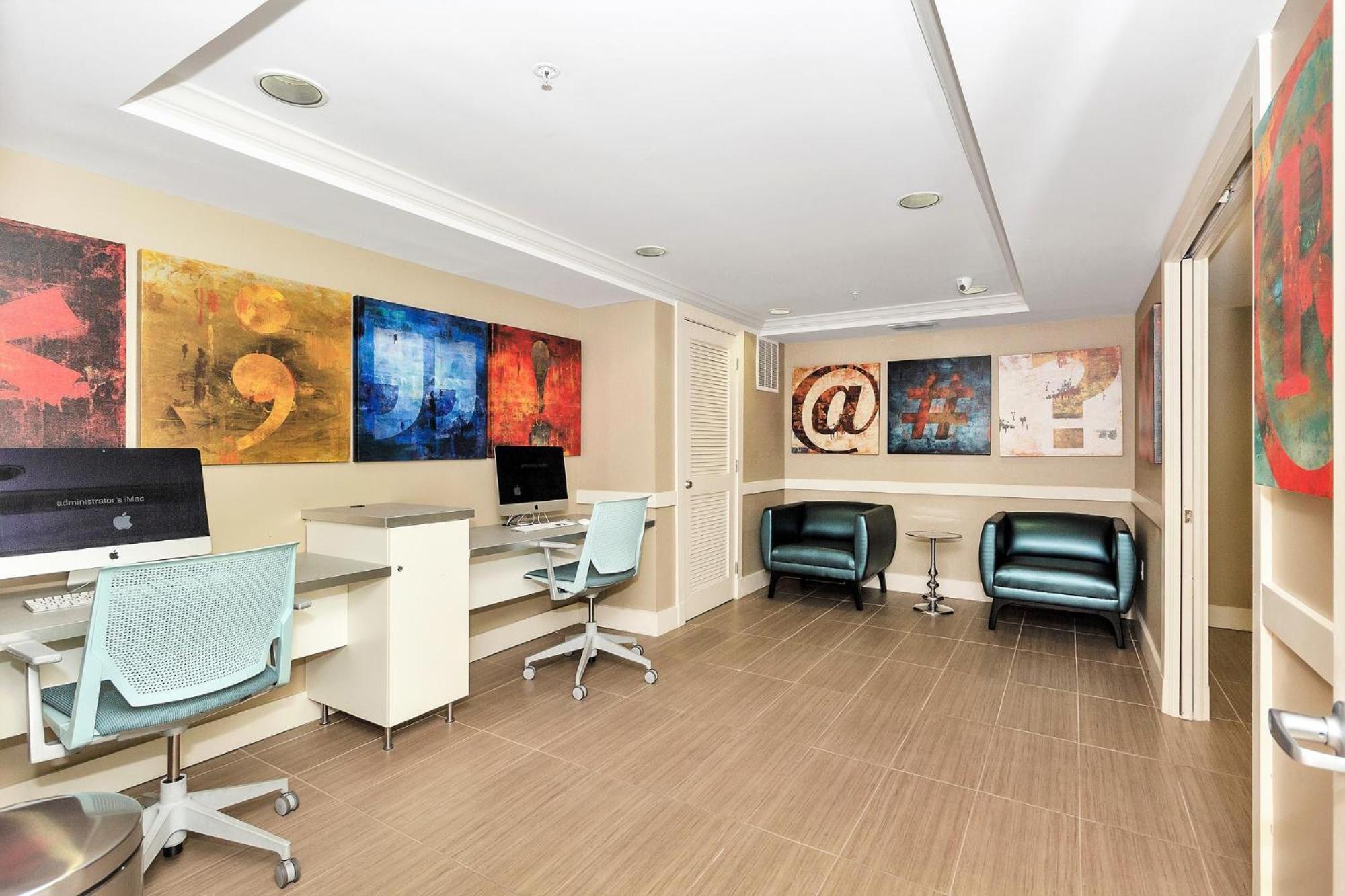 Dharma Home Suites Coral Gables At Gables Grand Plaza Miami Zimmer foto